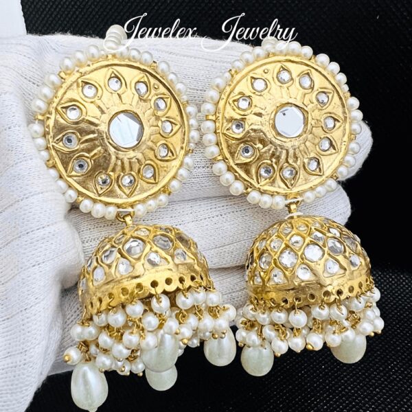 Minsa kundan and pearls jhumka earrings