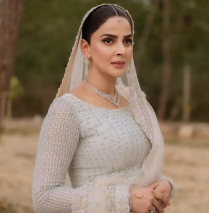 saba qamar in arab style necklace - Image 2