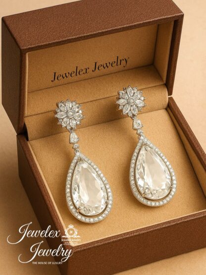 (silver 5) everyday elegance earrings in 925 silver diamond simulants