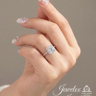 luxe 1ct moissanite diamond ring