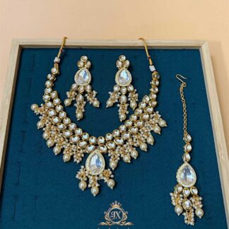 the reya teardrop kundan and polki necklace set