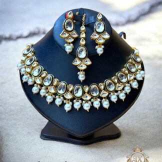 traditional majesty necklace set