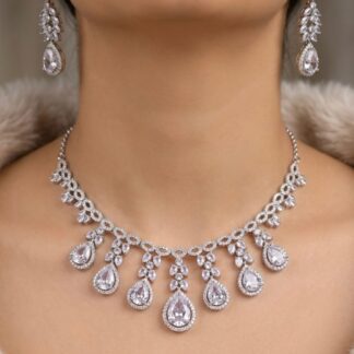 crystal white dewdrop necklace Set